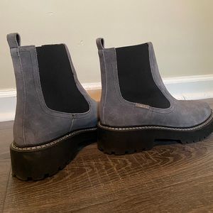 Calvin Klein Chelsea Boots 8
